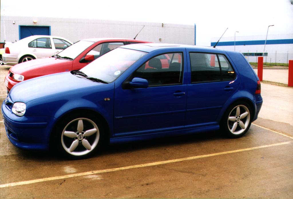 Mk4 Golf GTi - side